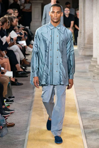 Look 72